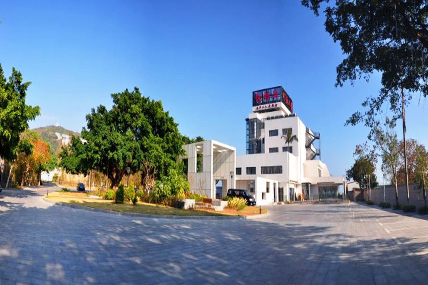 带你换个角度看深圳拓展军训公司